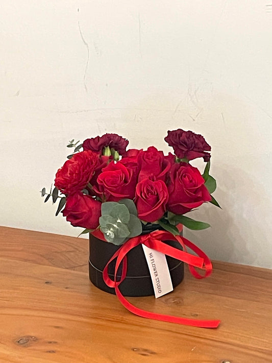 Mix Red Rose Box